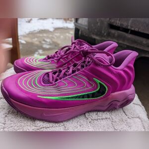 Nike Men's Giannis Immortality 4 Hyper Violet Basketball Sneakers Size 10.5